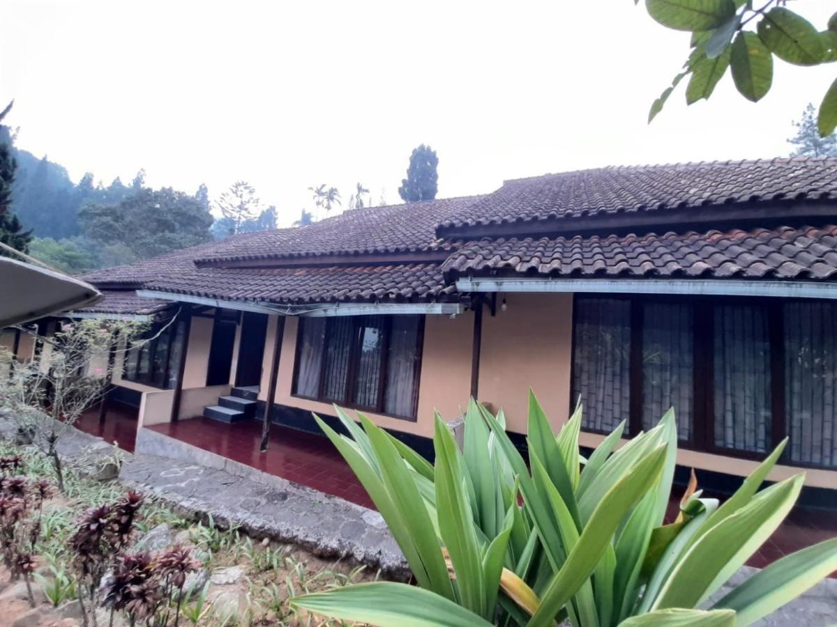 Oyo 92999 Melati 2* Puncak